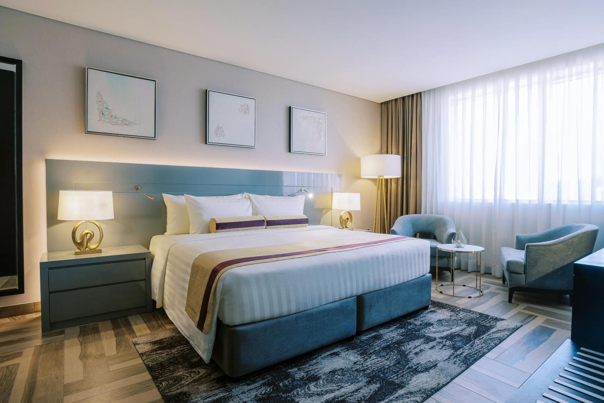 Khalidia Palace Hotel Dubai By Mourouj Gloria Eksteriør bilde A bedroom